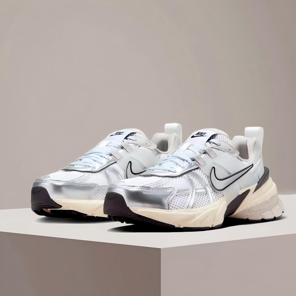 Nike V2K RUN Women's Retro-Ins - Women Shoes Running Nike 评论和价格